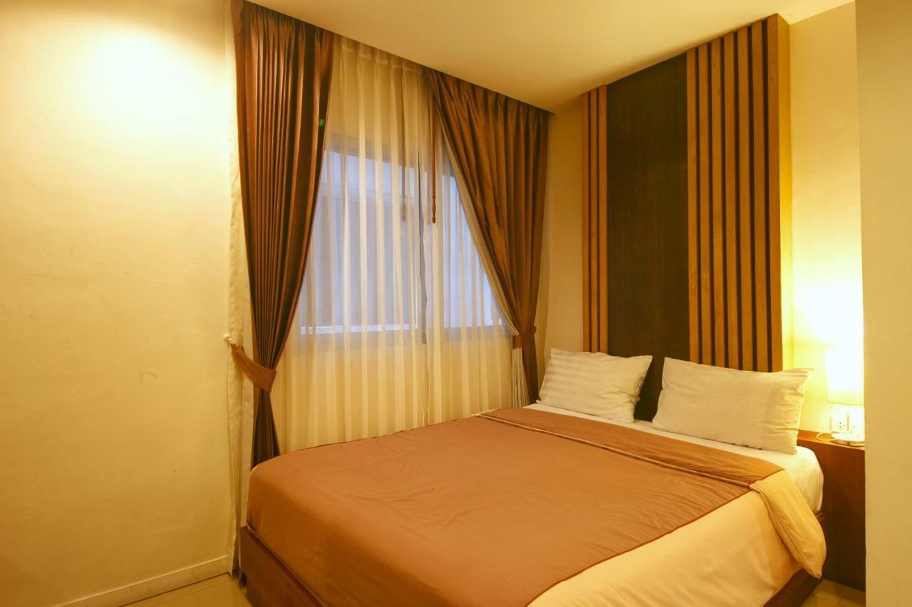 Tropical Sunset Hotel Patong Exterior foto